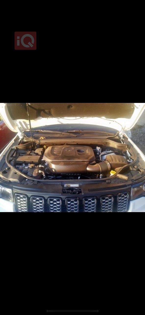 جيب جراند شيروكي